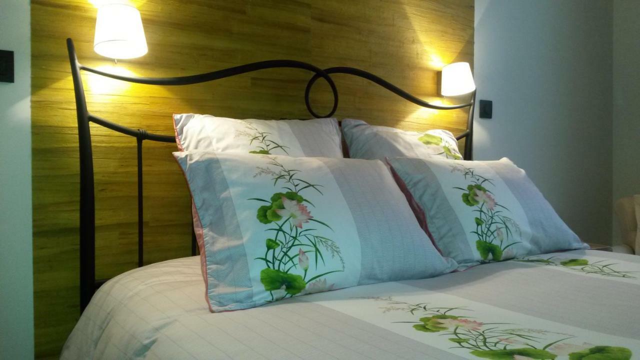 B&B Val Des Roses Brygge Exteriör bild